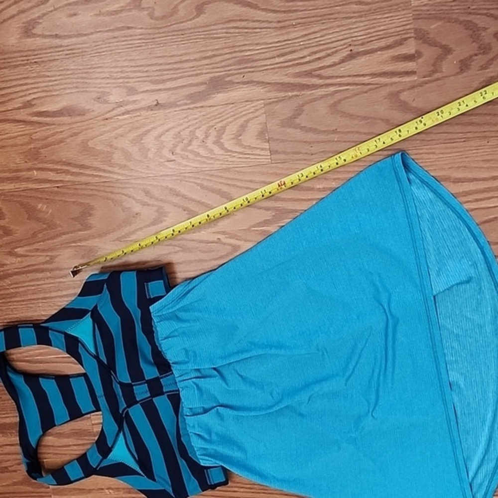 Lululemon Racerback top size 8 - Picture 4 of 8